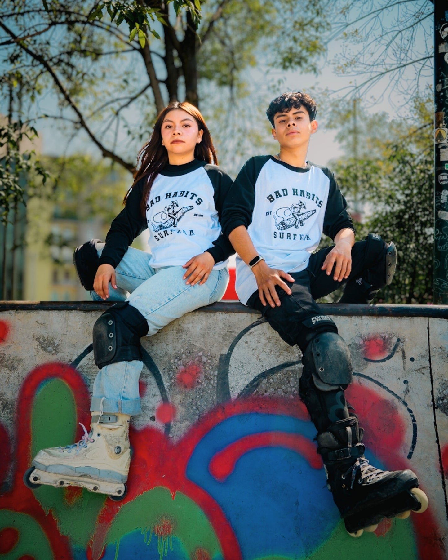 Playera Ranglán Negra Bad Habits