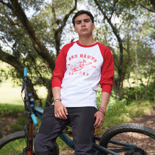 Playera Ranglán Roja Bad Habits