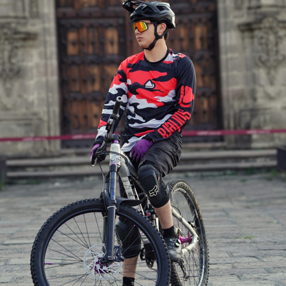 Jersey MTB Red Camo Surfera manga larga vista lateral